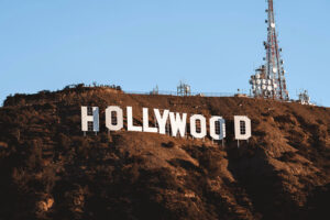 Read more about the article The Ultimate Guide to Cultural Etiquette & Evisa for USA Travel