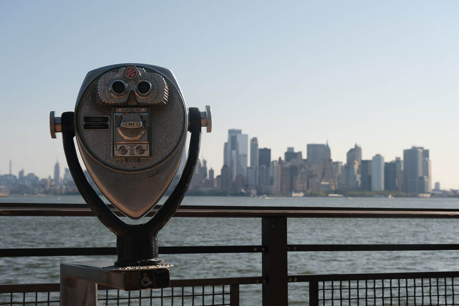 Read more about the article Must-Visit USA Landmarks: Exploring with an Evisa