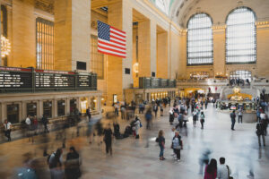 Read more about the article eVisaUS Shares Essential Safety Tips for USA Travelers